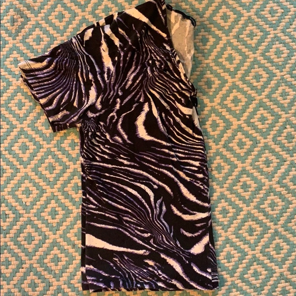 Shirt - Picture 3 of 3